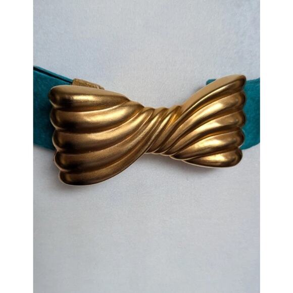 Vtg Carlisle Teal Blue Suede leather belt gold tone buckle Women S 80s 90s